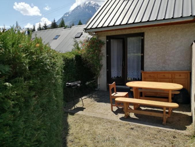 فيلا أليمونتفي L'Eau Dolle, Maison 8 Personnes Avec Jardin Au Bord De La Riviere Et A Proximite De La Remontee Mecanique المظهر الخارجي الصورة